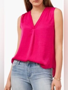 Vince Camuto Sleeveless V-Neck Shell in Fuchsia